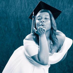 Meet your Posher, Alexis